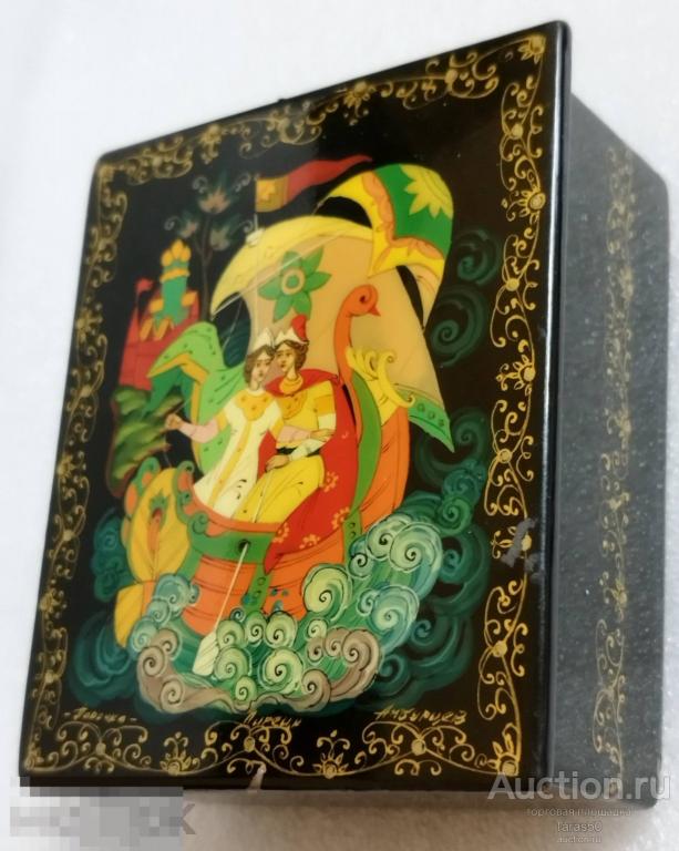 Лаковая шкатулка, ларчик, автор Амбурцев. Палех.