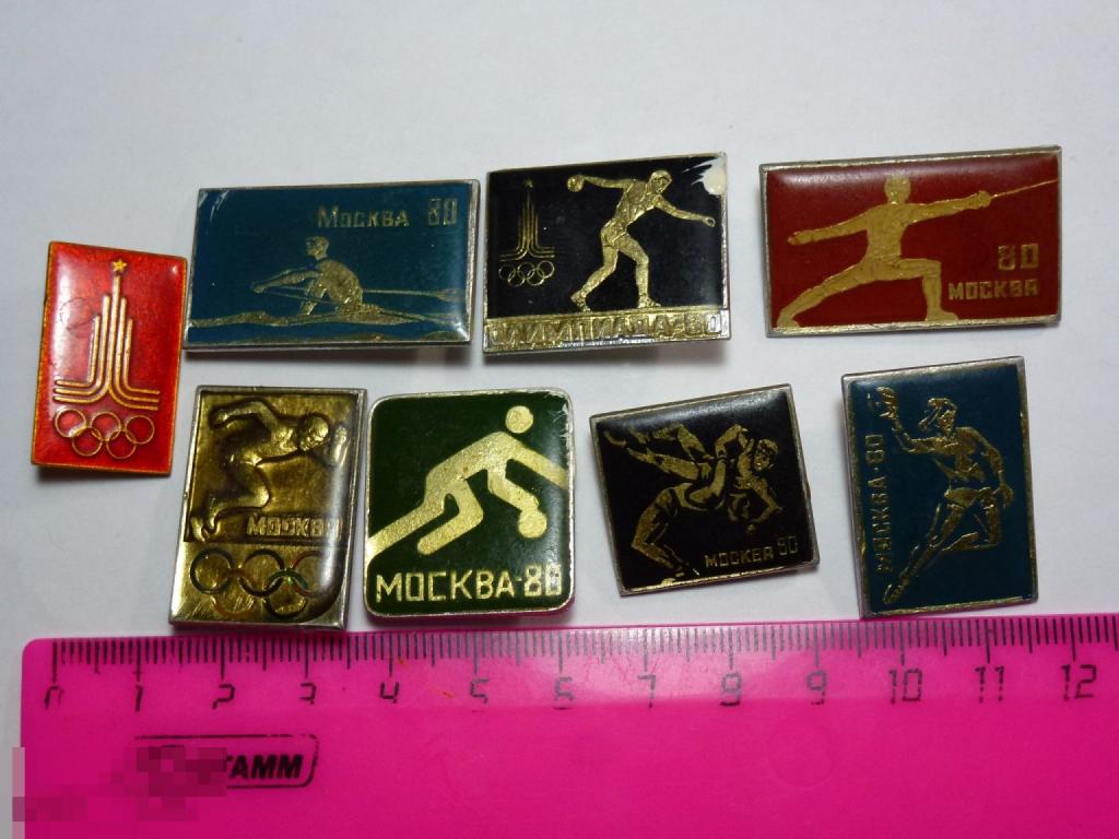 ОЛИМПИАДА МОСКВА 1980 НАБОР ЗНАЧКОВ 8 ШТУК