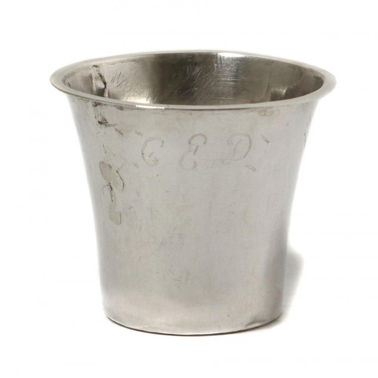 Серебряная стопка.  Швеция, 1830 год.