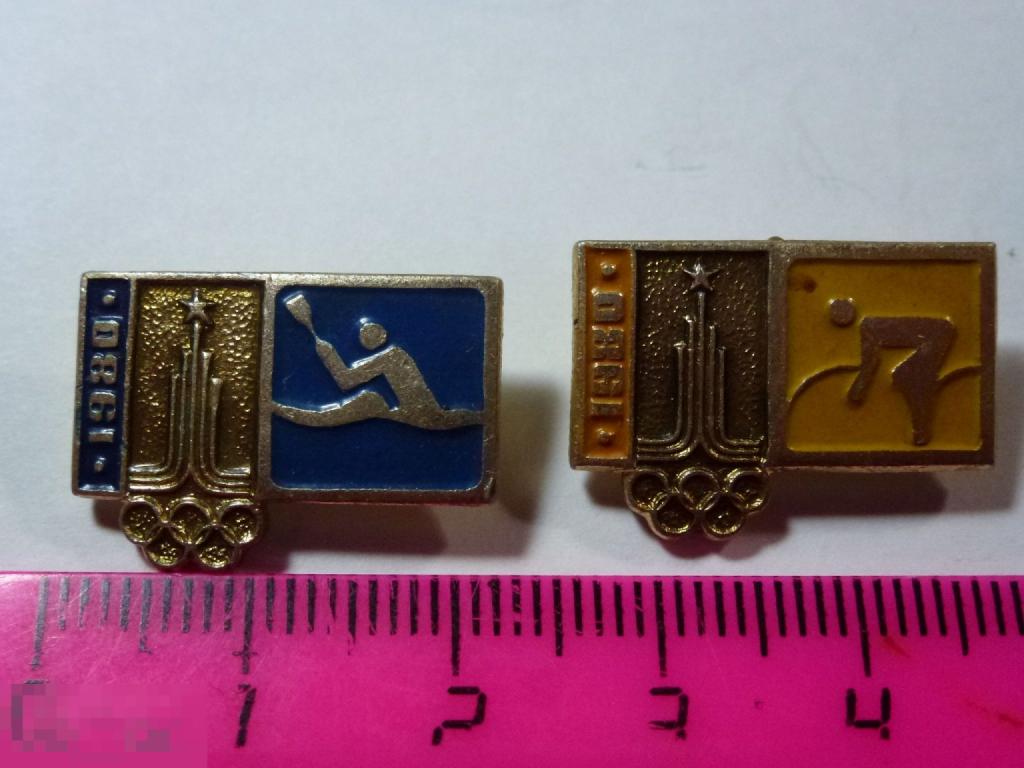 ОЛИМПИАДА 80 МОСКВА ЗНАЧКИ 2 ШТУКИ