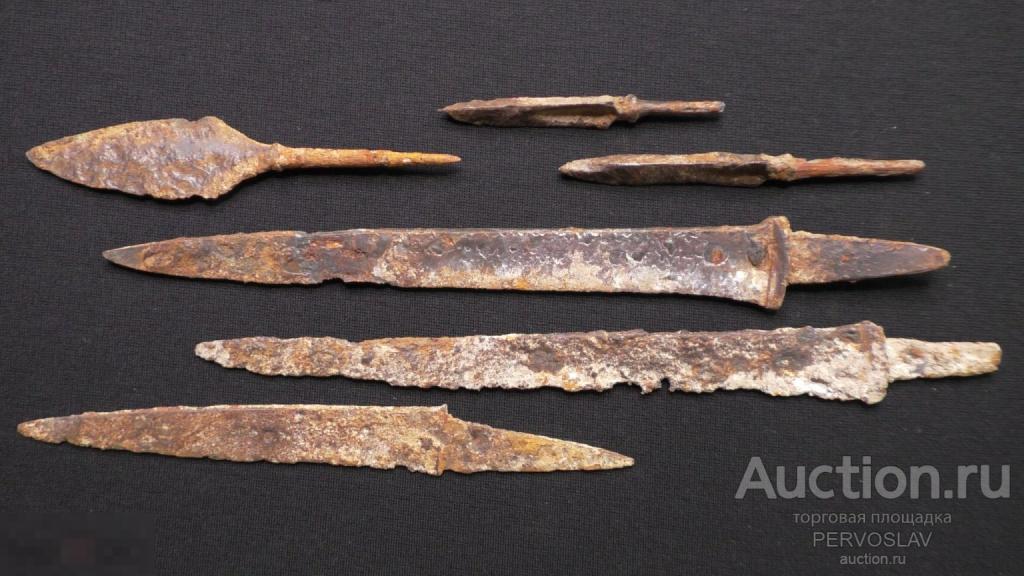 Древние наконечники стрел и ножи с поселения. Железо Оригиналы!!!