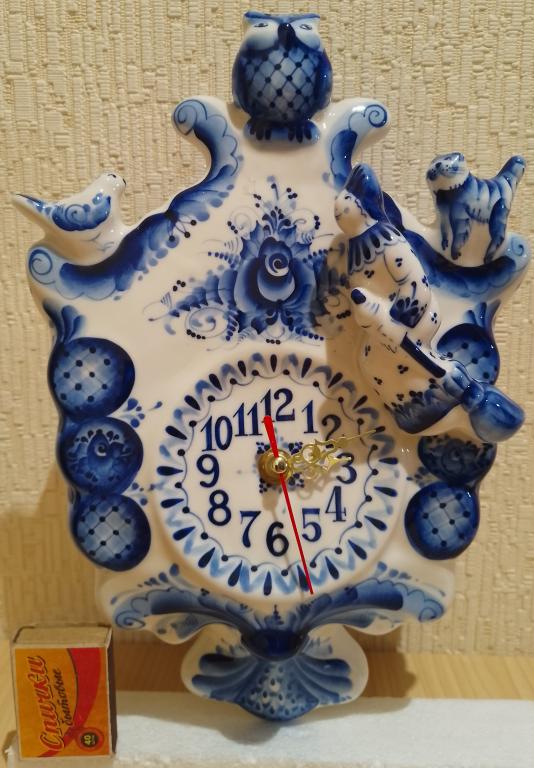 Часы настенные / Избушка / Домик / Авторские / Гжель