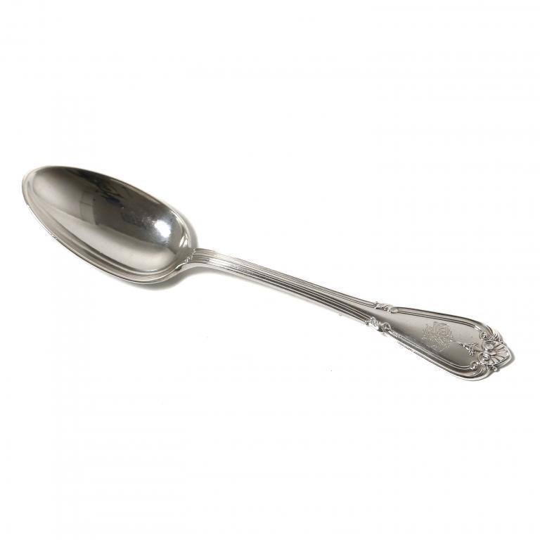 Массивная серебряная обеденная ложка. Швеция, 1877 года.