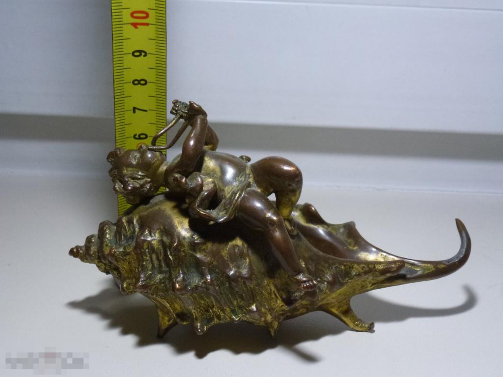 МАЛЬЧИК НА РАКУШКЕ СТАРИННАЯ ФИГУРКА СТАТУЭТКА МЕТАЛЛ