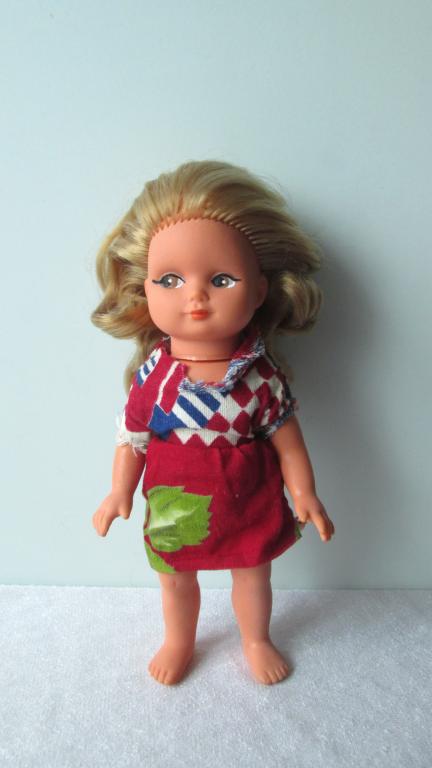 Кукла хитруля AHG ГДР. Высота 19 см