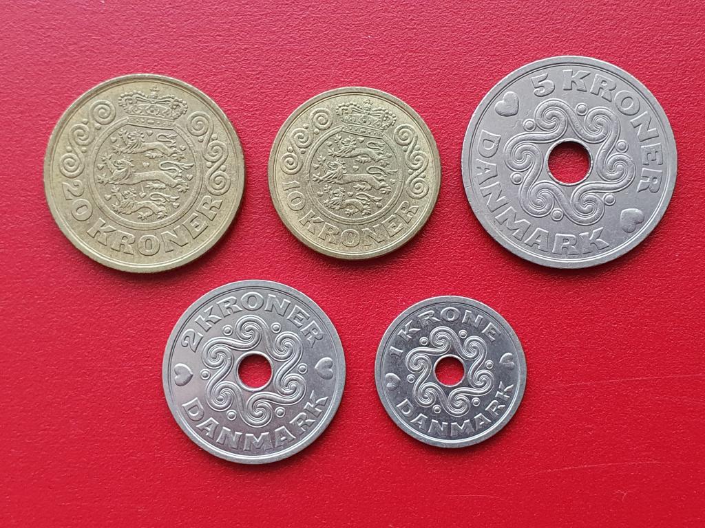 Дания. Набор монет 20,10,5,2,1 крон 1990-1994г
