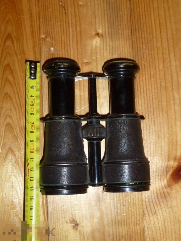 СТАРИННЫЙ БИНОКЛЬ *