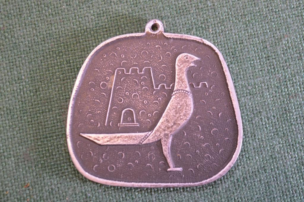 Медаль медальон подвеска "Птица Колхида". Металл. Клеймо. ФХИ. Грузия. СССР.