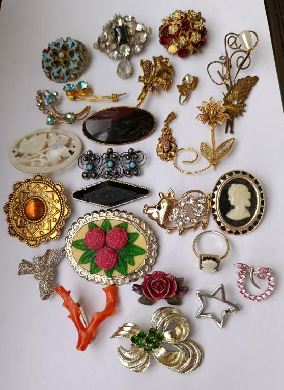 Большой лот винтажных брошей, более 20 предметов! Чехословакия, СССР и др.