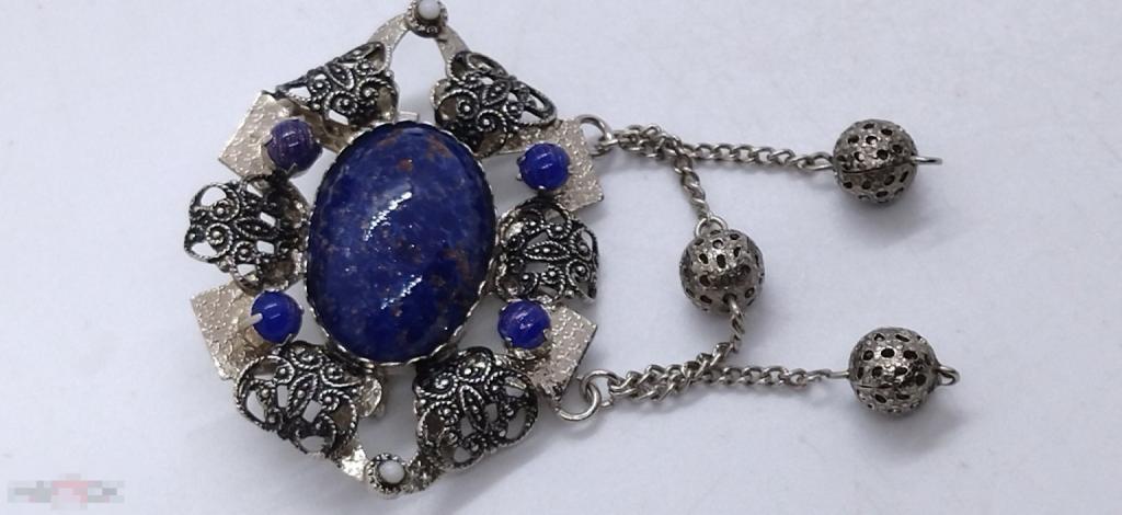 КРУПНАЯ БРОШЬ ПЕКИНСКОЕ СТЕКЛО, ГЕРМАНИЯ, ГДР  ВИНТАЖ 8 * 5.5 см