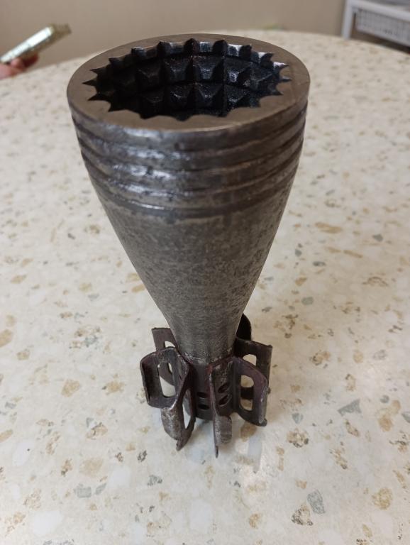 Карандашница из Французской/Итальянской миномётной мины 60мм. ВМВ.