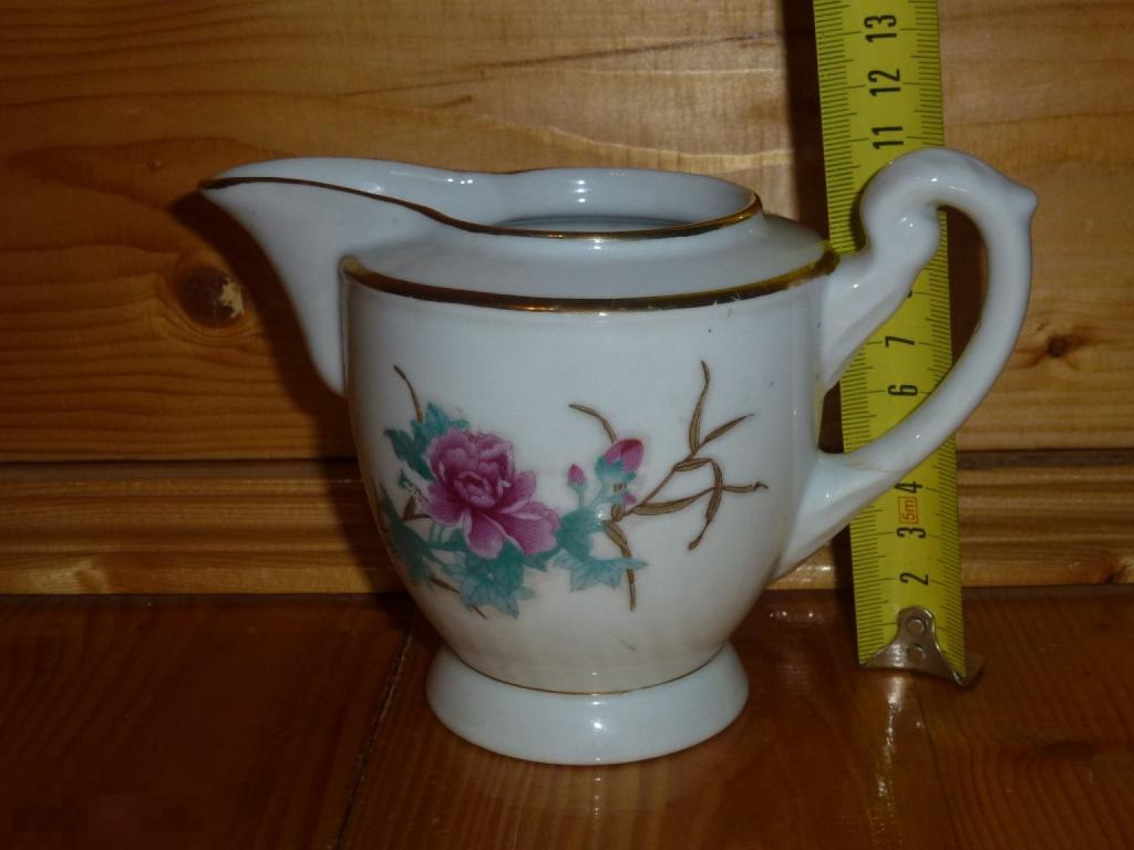 МОЛОЧНИК ФАРФОР КИТАЙ? СЕРЕДИНА 20 ВЕКА