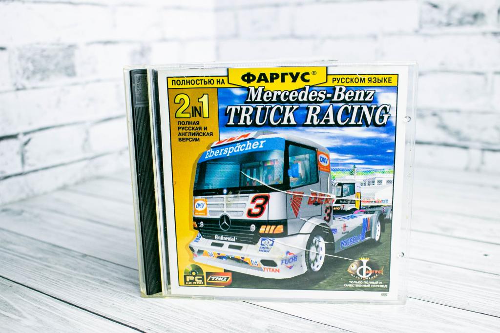 Игра для Mercedes-Benz Truck Racing