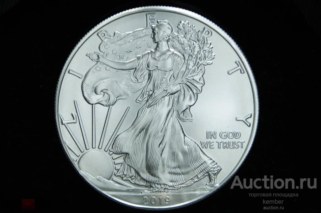 в коллекцию Шагающая свобода США 1 доллар 2019 UNC серебро 2075