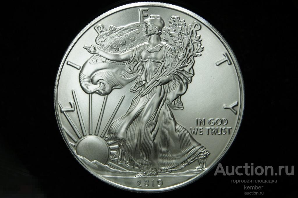 в коллекцию Шагающая свобода США 1 доллар 2019 UNC серебро 2115