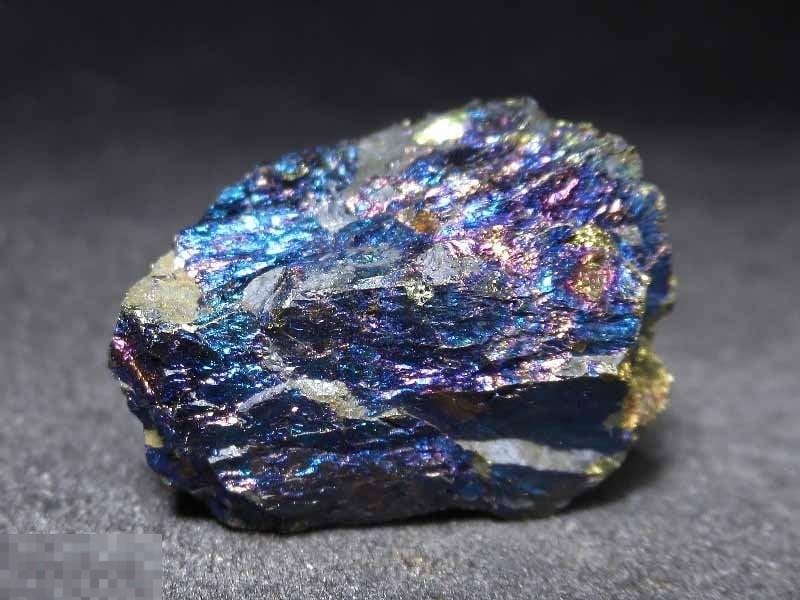 ! ! Халькопирит с побежалостью 21*17*10мм Мурзинское (Au) м-ие, Алтай Минерал 2715