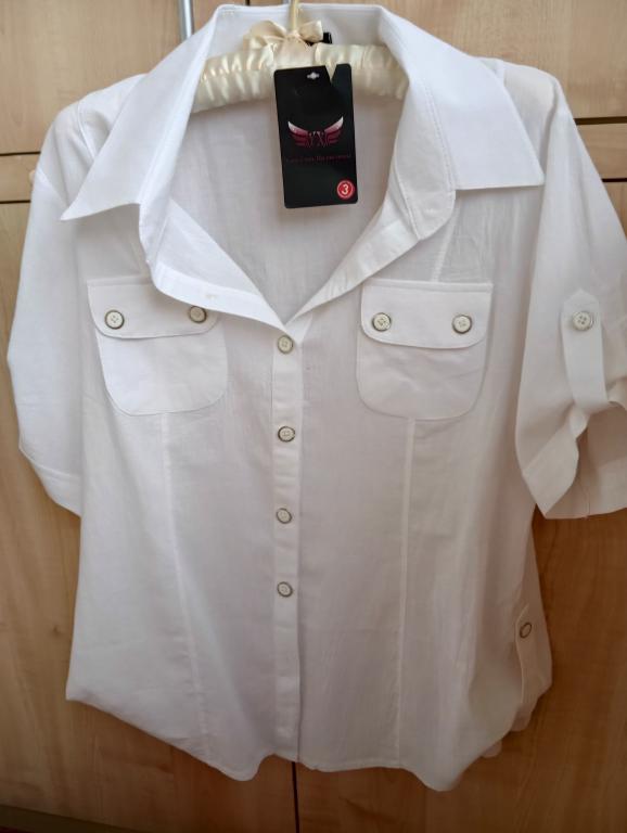 Блузка с богатой фурнитурой НОВАЯ С БИРКОЙ