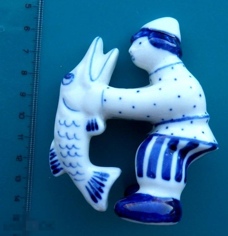 ЕМЕЛЯ С ЩУКОЙ клеймо Гжель фарфор