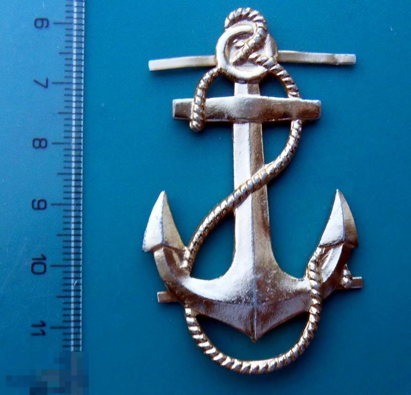 кокарда МОРСКОЙ ЯКОРЬ - ФЛОТ оригинал!!! -- (Б.к.3.я.)
