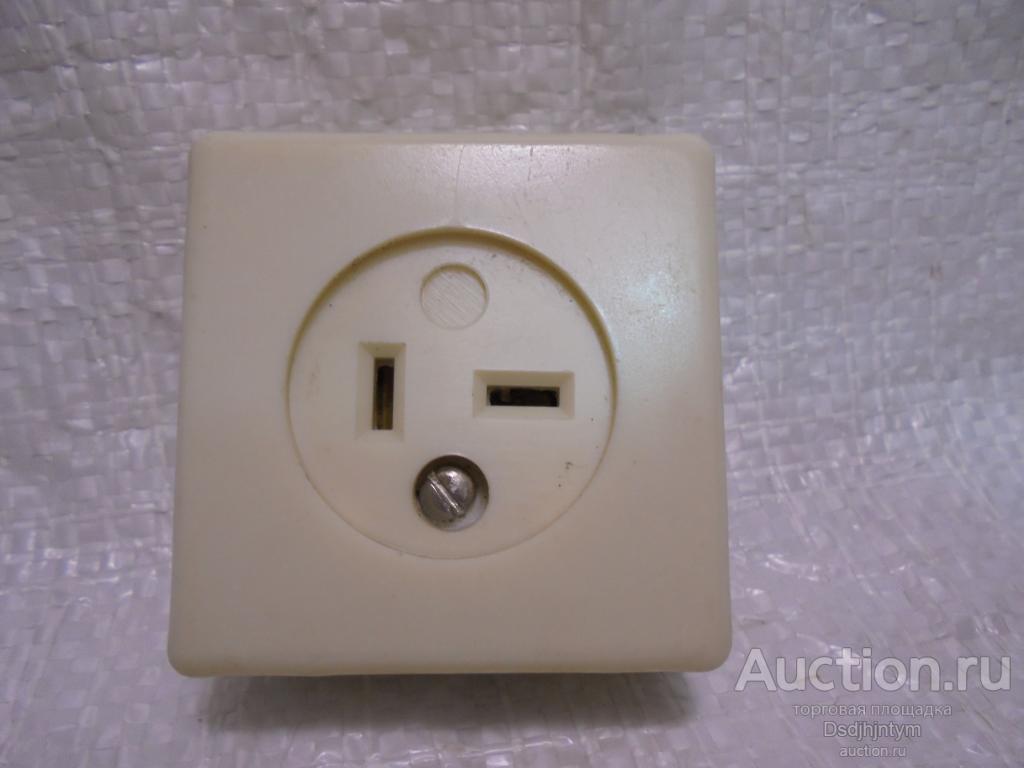 Розетка двухконтактная с плоскими штырями РП-2Б 10А 42В.