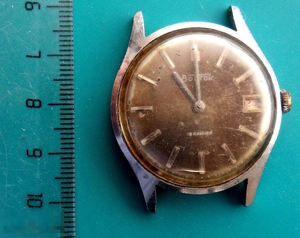 Часы мужские ВОСТОК 18 камней механические СССР - 2ЧС2-2 - Не на ходу