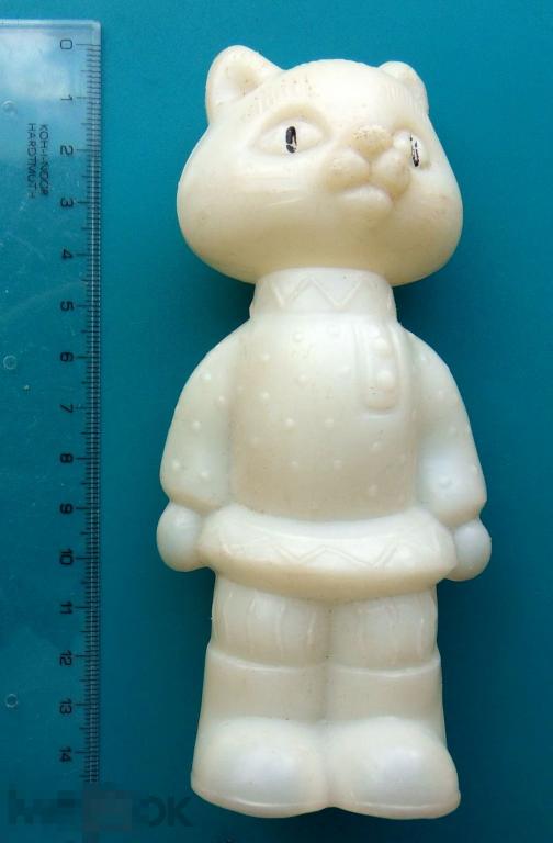 Сказка КОТ В САПОГАХ винтаж. пластмасса СССР. кукла.  ---  Кр.ш.с.1