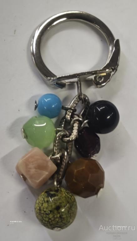 Брелок натуральные камни и бусины.