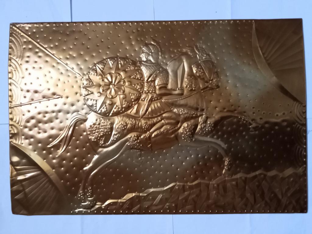 Чеканка ретро есть небольшие дефекты