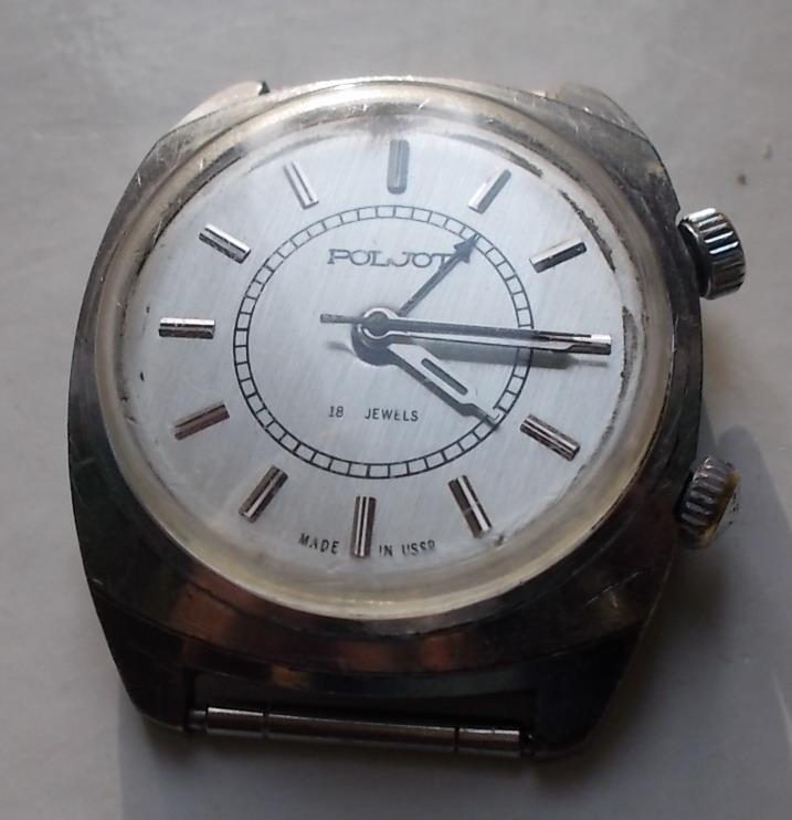 Часы СССР Полет Сигнал будильник 18 камней на ходу 978212