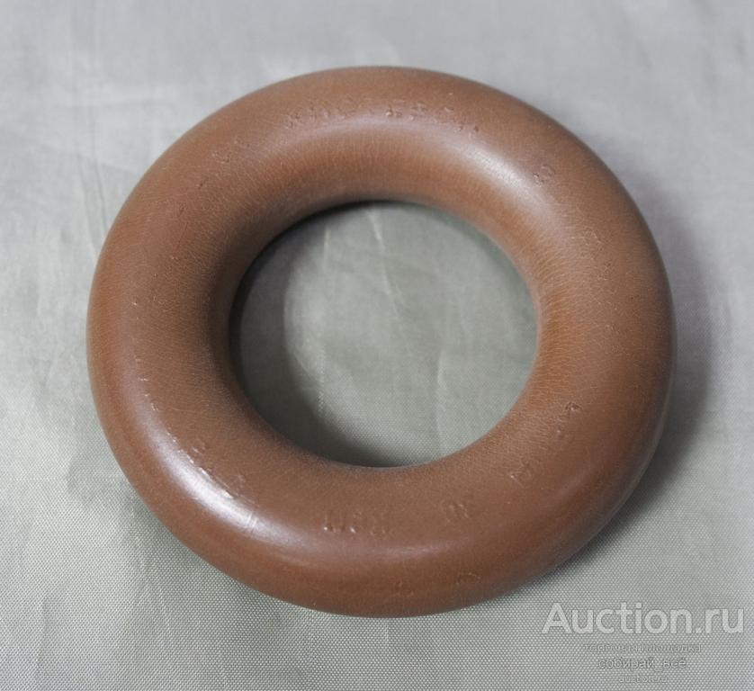 Эспандер кистевой, коричневый, диаметр 7 см (9)