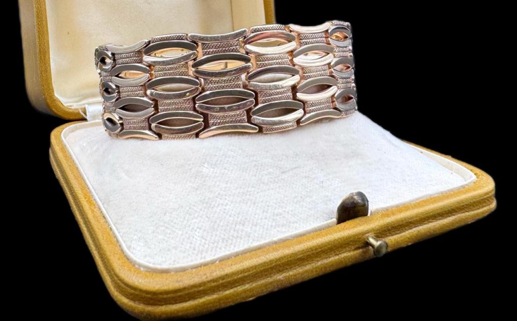 УНИКУМ! ЗОЛОТО 56 пр, ОДЕССА! МОДЕРН! КРУТЕЙШИЙ СТАТУСНЫЙ ЗОЛОТОЙ БРАСЛЕТ! 139,4 грамм!