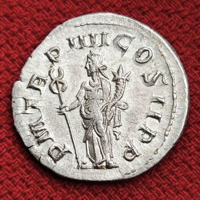 Рим Филипп I Араб антониниан FELICITAS XF