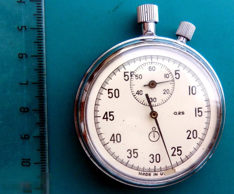 Секундомер АГАТ. (MADE IN USSR. знак качества) частично рабочий!!!  --- 1ЧС1-1 ---