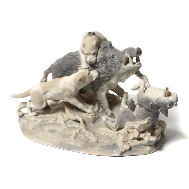 Фарфоровая фигура "Охота на кабана". Schierholz & Sohn