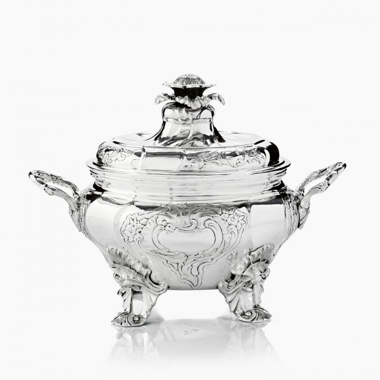 Серебряная ваза с крышкой. Россия, 1760 год