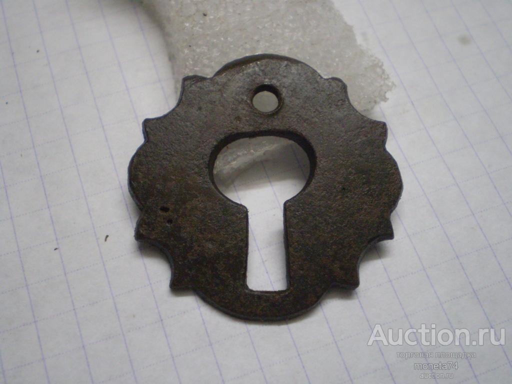 Накладка на старинный замок. 2