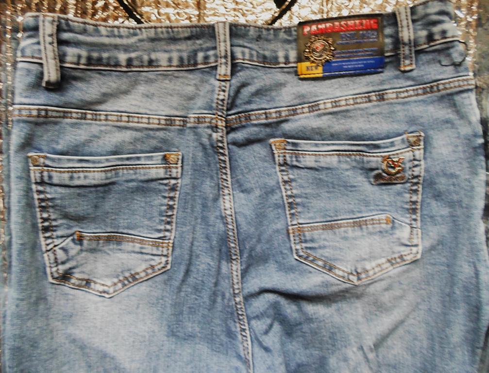 Джинсы узкие, р.46-48