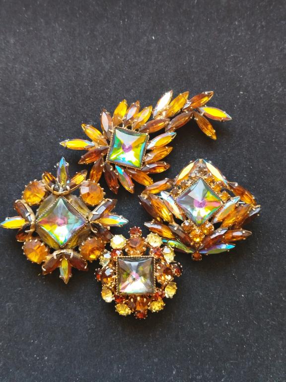 4 броши с арбузным стеклом одним лотом