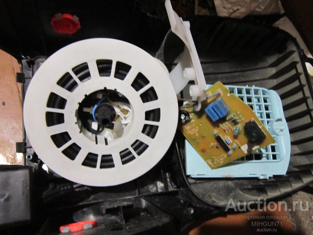 Кабель с механизмом возврата для пылесоса Philips FC9184