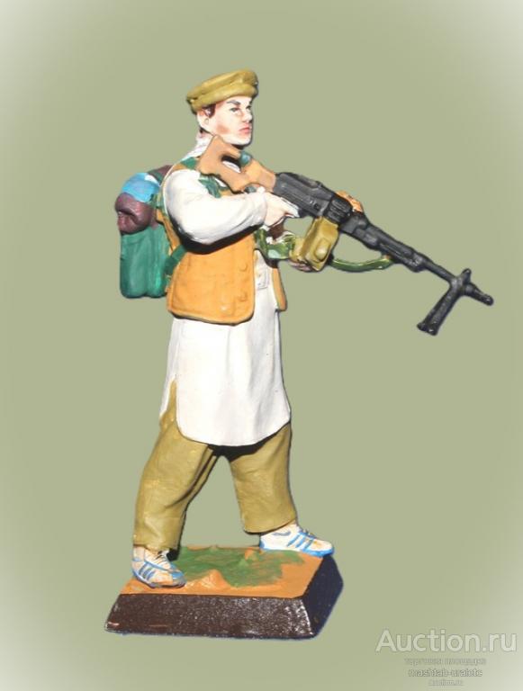 MMW0054clr Окрашенная ловянная миниатюра Боец спецназ ГРУ с пулеметом ( Афган), 54 мм