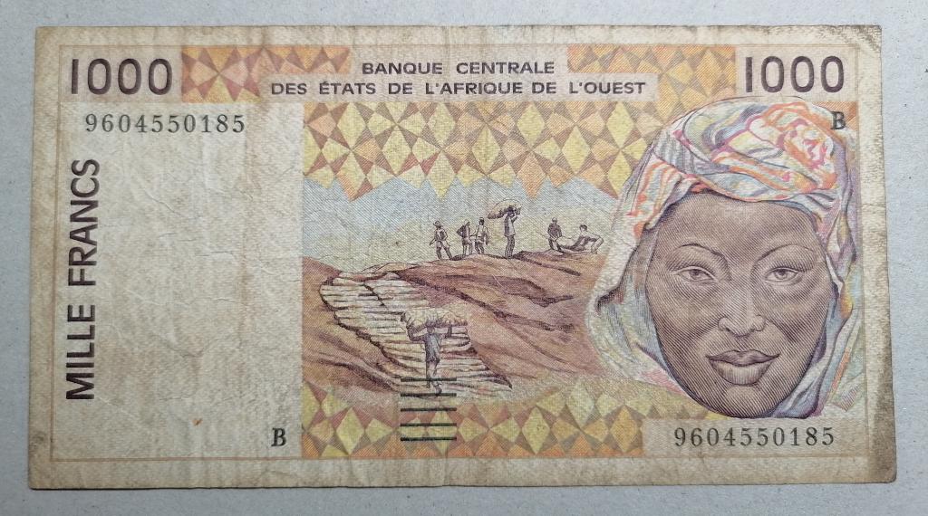 Бенин  1000 франков  1996  год
