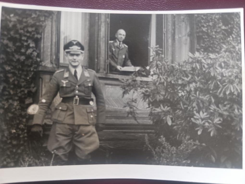 Фото немецких офицеров.  Германия. 3-й Рейх. ВМВ.