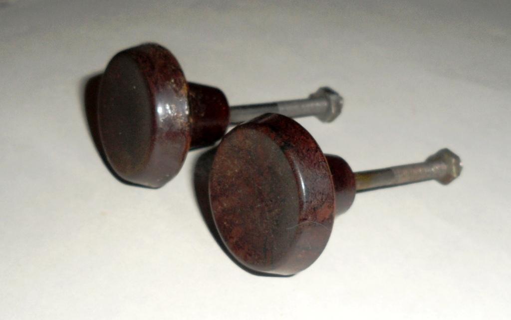 Ручки карболитовые от старого комода // СССР