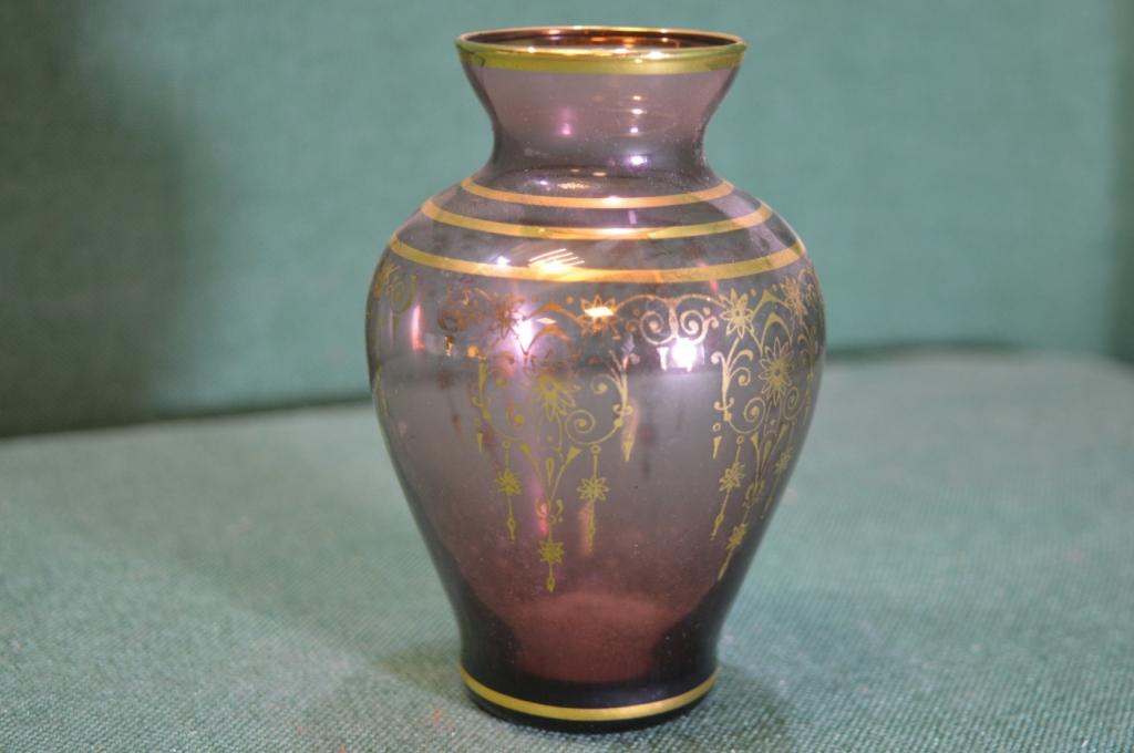 Ваза вазочка стеклянная "Модерн". Дымчатое стекло, позолота. Богемия. Bohemia. Чехословакия.