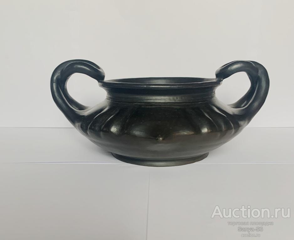 Ваза, чёрнолощёная керамика в стиле буккеро