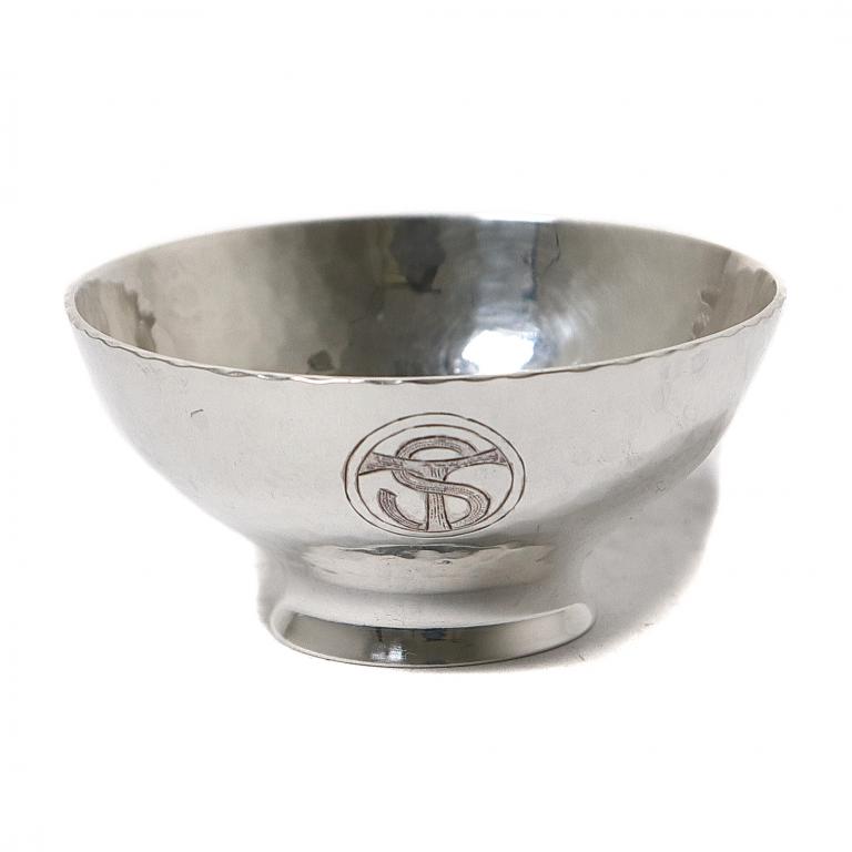 Cеребряная солонка. Ковка.  Швеция, 1928 год