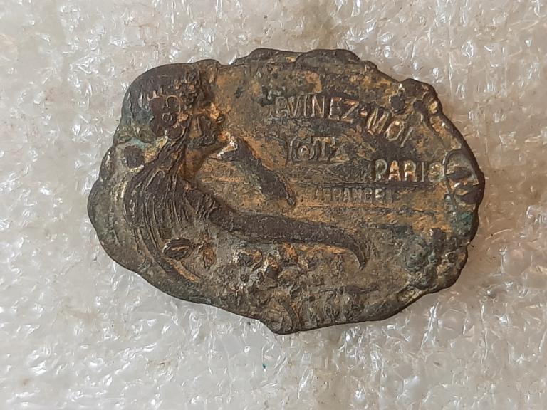 МАРКА ТОРГОВАЯ БИРКА ДУХИ ФРАНЦИЯ ПАРИЖ БРОНЗА