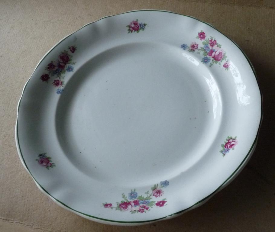 Тарелка цветы розы ЗиК 1950ые