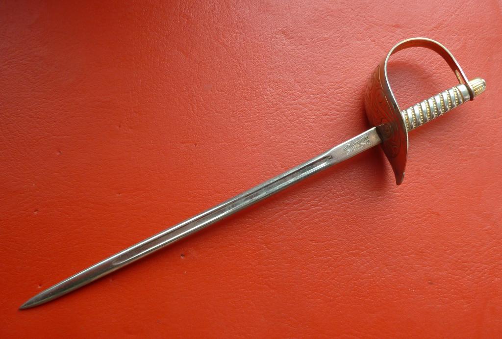 Нож для писем бумаги Шпага английского королевского гвардейца Елизавета II