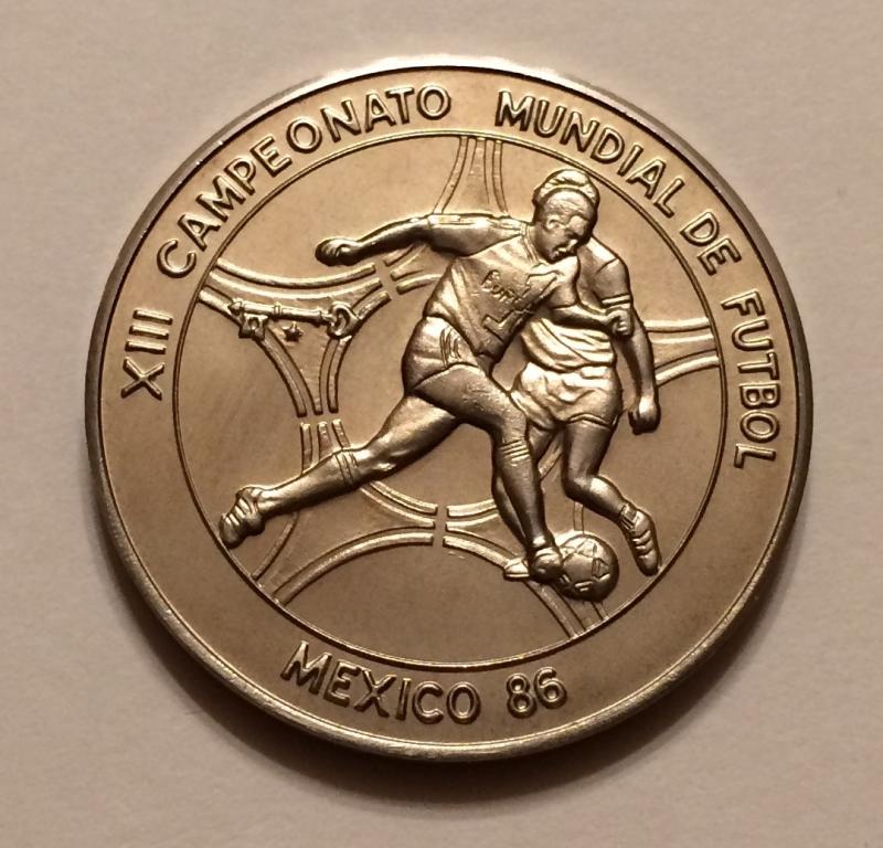 КУБА 1 ПЕСО 1986 ЧЕМПИОНАТ МИРА ПО ФУТБОЛУ В МЕКСИКЕ XF+/UNC (2)